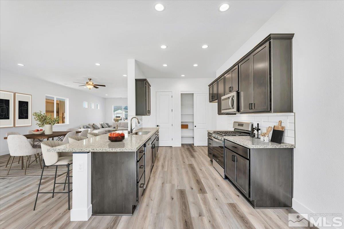 11018 Athabasca Drive Reno, NV 89506 - Photo 17 of 36 Photo 18