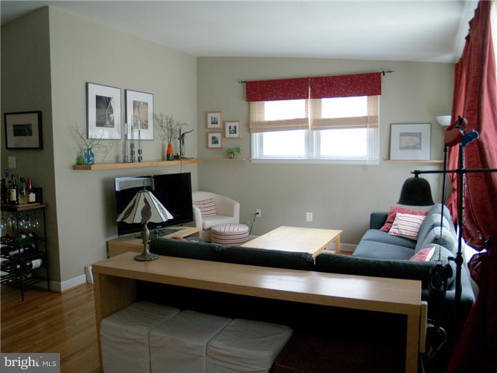 645 Wanamaker Road Jenkintown, PA 19046 - Photo 5 of 25 Gallery Image 5