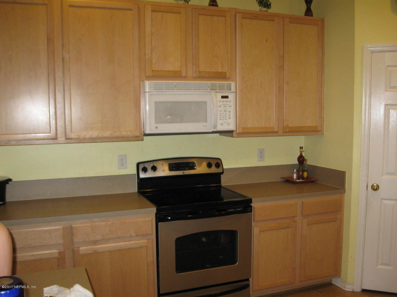 KITCHEN-1