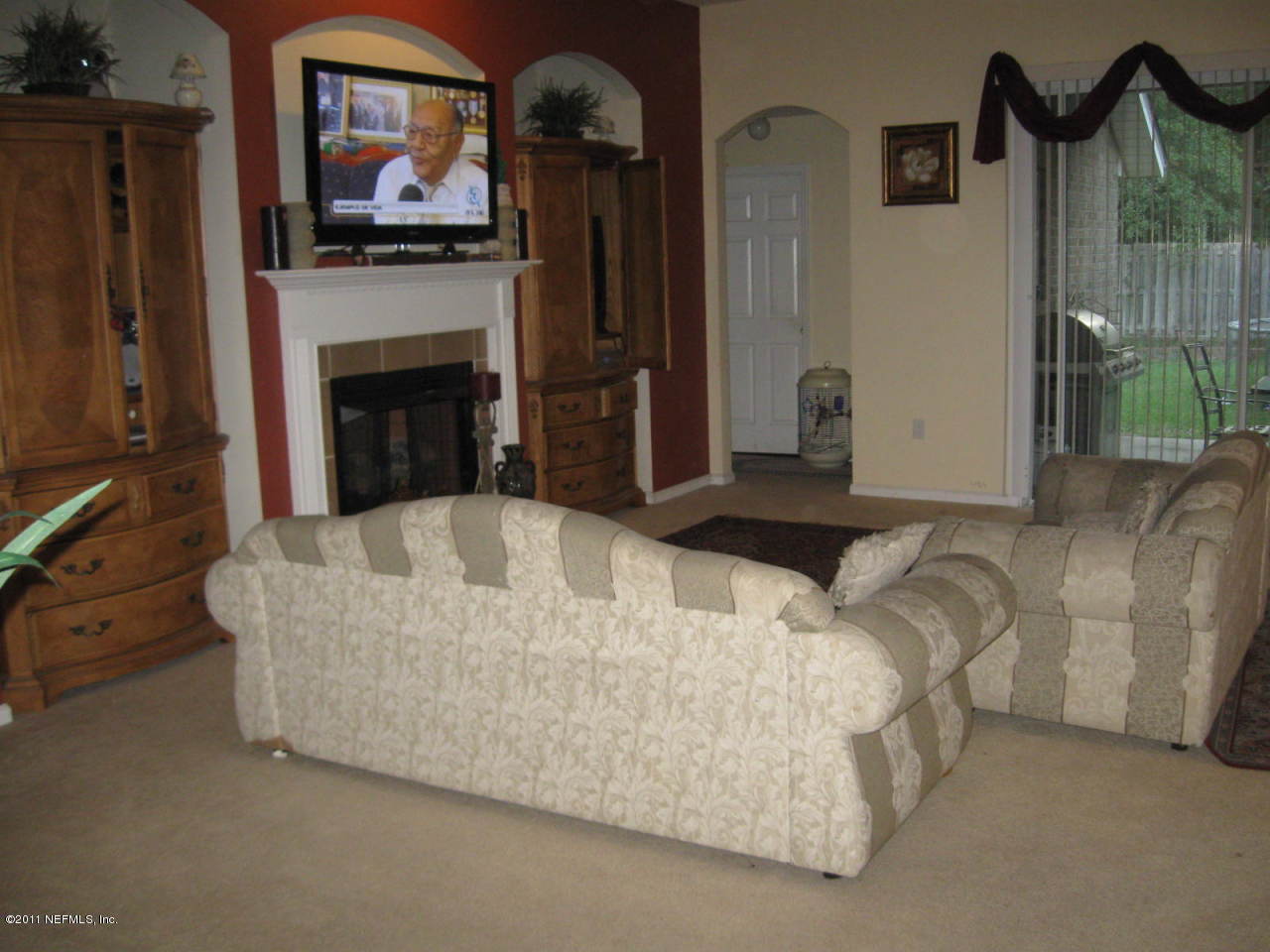 1630 Falkland Road East Jacksonville, FL 32221 - Photo 9 of 21 FAMILY ROOM-2