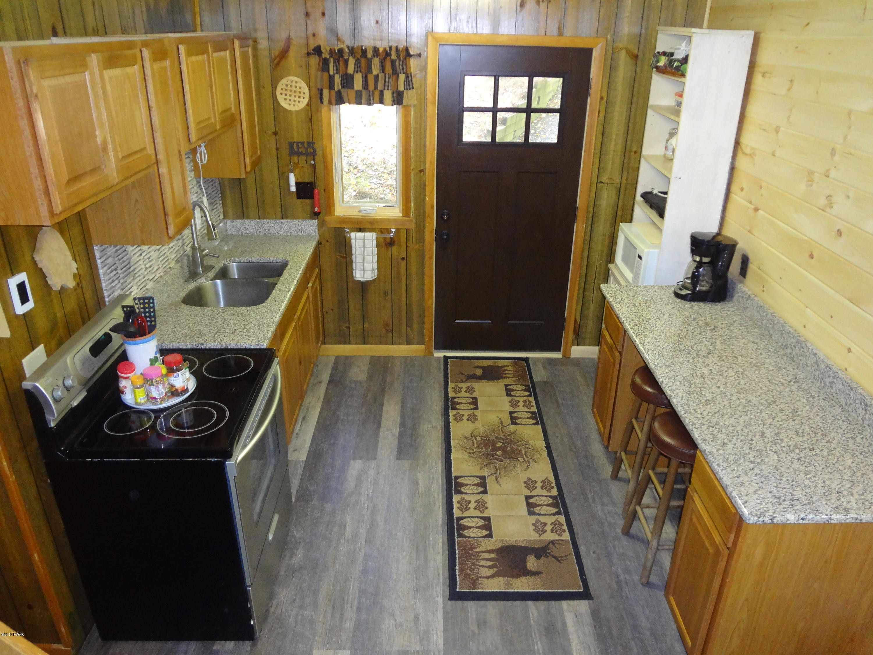 106 Deerfoot Road Lake Ariel, PA 18436 - Photo 6 of 51 Kitchen