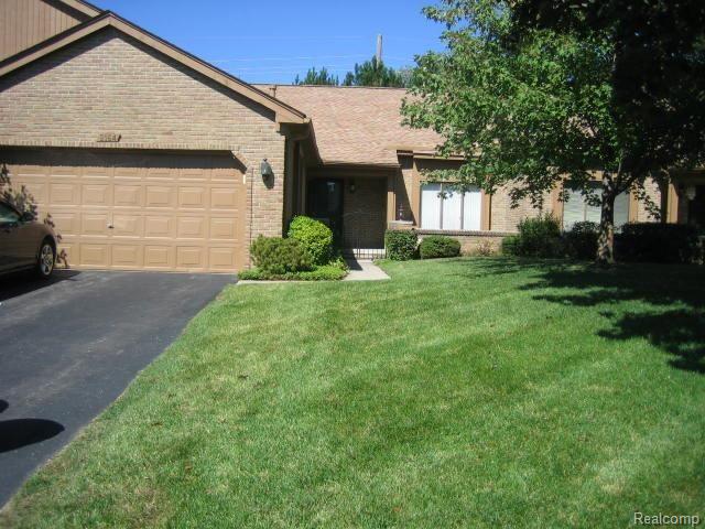 2164 London Bridge Drive Rochester, MI 48307 - Photo 1 of 14 2164 London Bridge