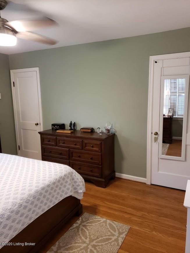 204 Alcott Road Louisville, KY 40207 - Photo 21 of 48 all master closet
