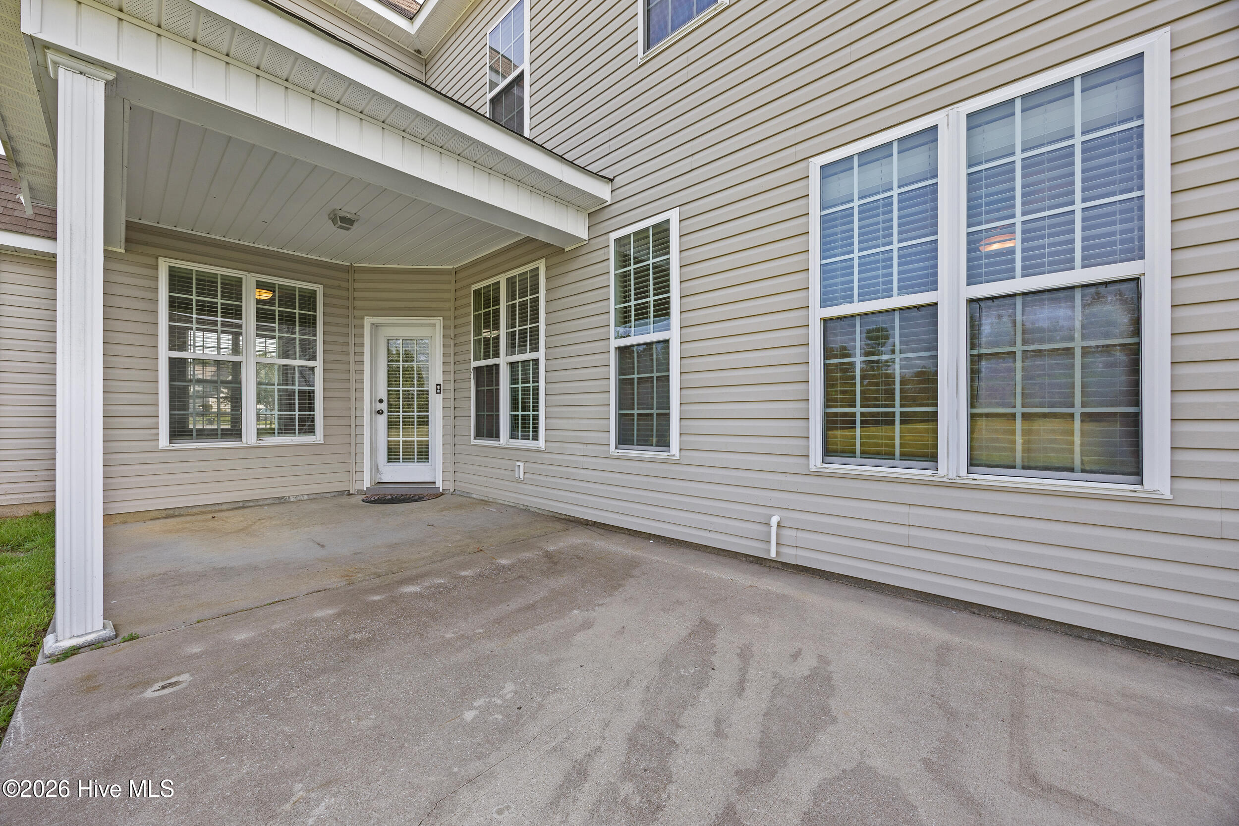 180 River Winding Road Jacksonville, NC 28540 - Photo 43 of 63 Gallery Image 43