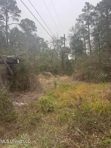 $15,000 | 121 Pinecone Street, Pass Christian, MS 39571