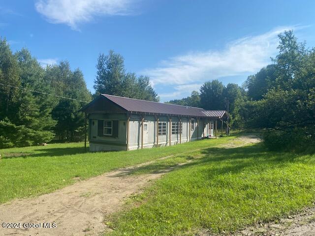 19 Cleveland Road Johnsburg, NY 12843 - Photo 3 of 26 IMG_7198