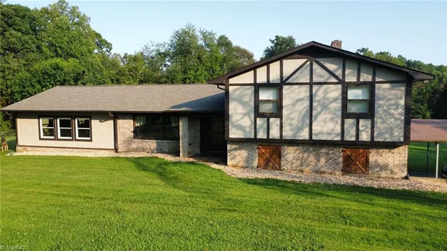 $485,000 | 153 Fresh Water Lane, Mount Airy, NC 27030