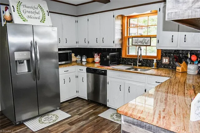 $485,000 | 153 Fresh Water Lane, Mount Airy, NC 27030