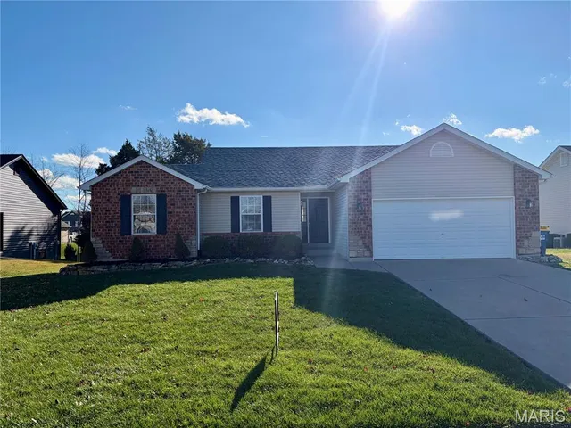 $310,000 | 907 Warrior Ridge Court, Warrenton, MO 63383