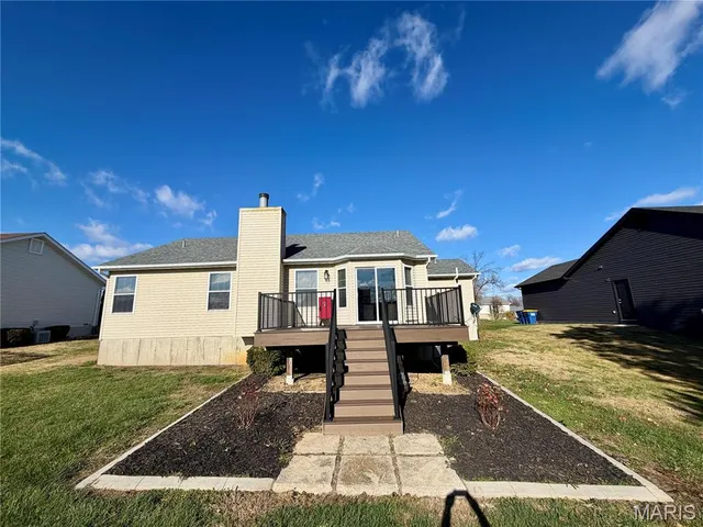 $310,000 | 907 Warrior Ridge Court, Warrenton, MO 63383