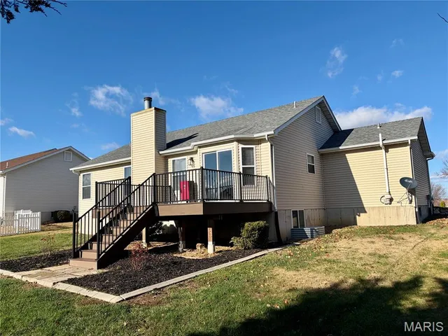 $310,000 | 907 Warrior Ridge Court, Warrenton, MO 63383