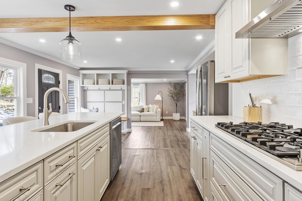 31 Manor Road Bolton, MA 01740 - Photo 12 of 42 Gallery Image 12