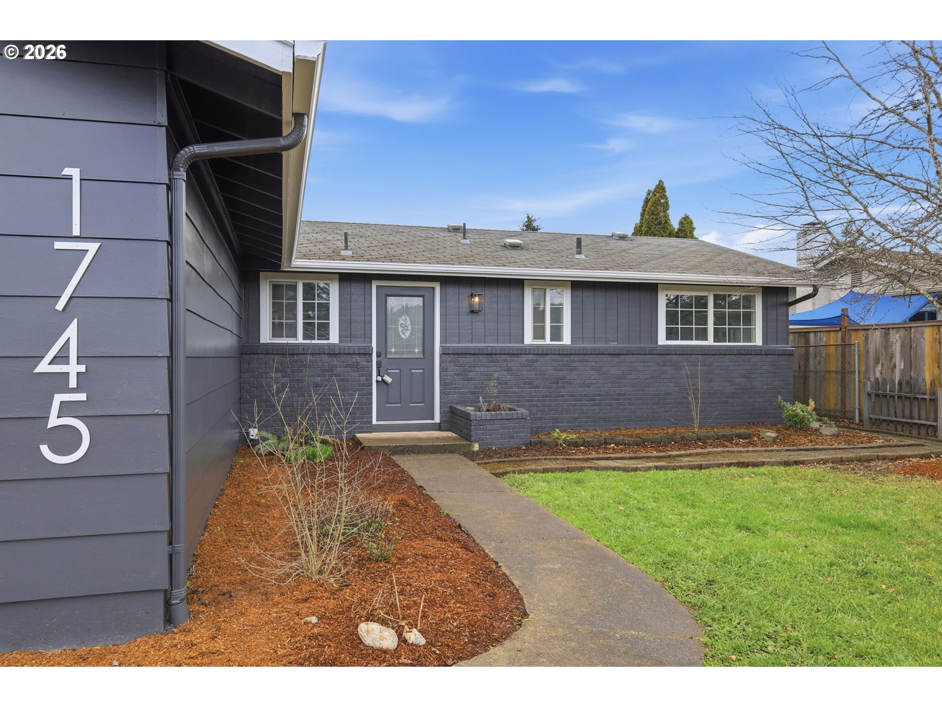 1745 East Grover Avenue Cottage Grove, OR 97424 - Photo 3 of 44