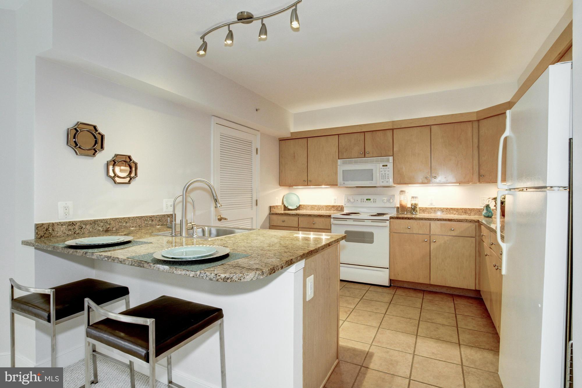 616 E Street Northwest, Unit 304 Washington, DC 20004 - Photo 14 of 28 Kitchen