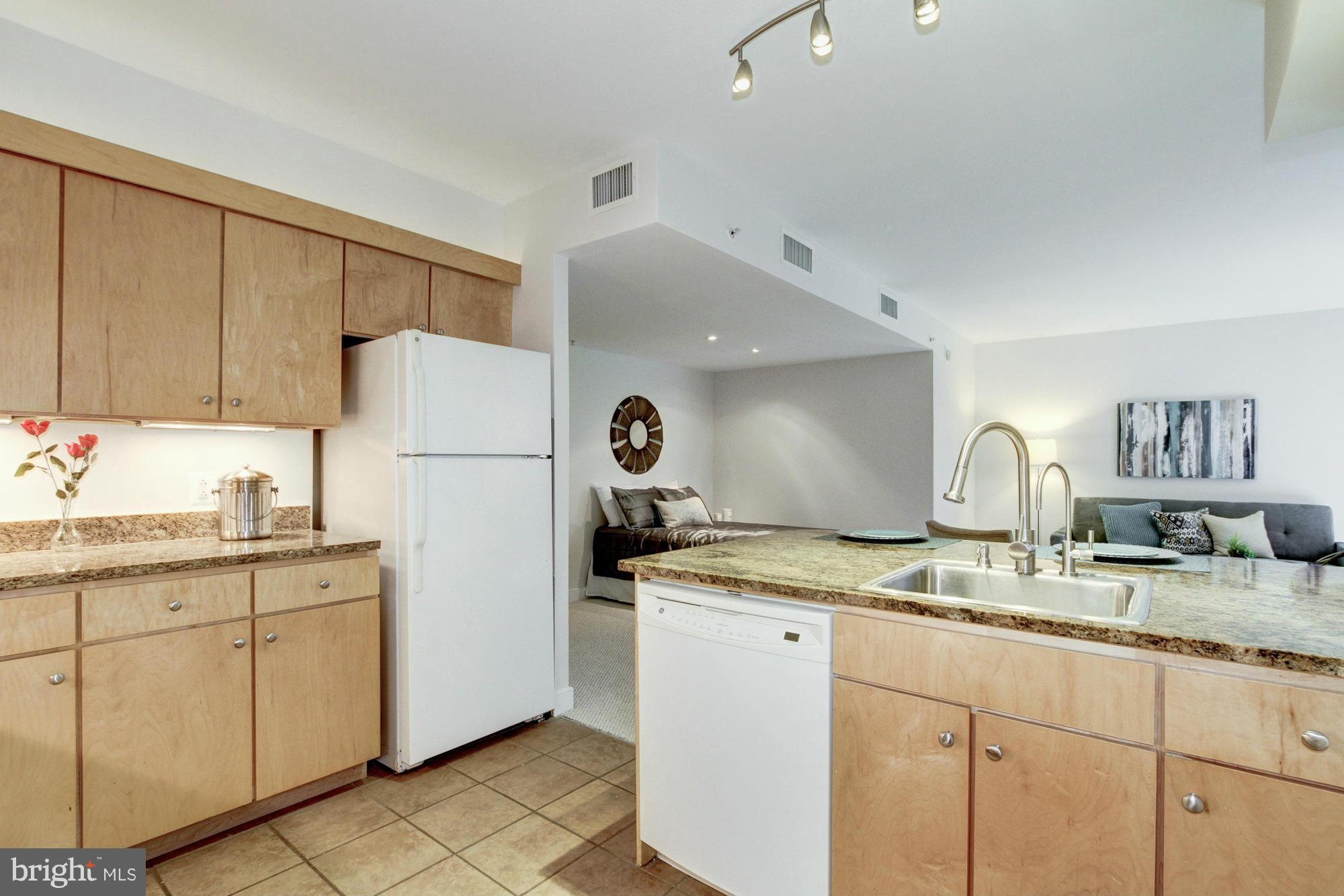 616 E Street Northwest, Unit 304 Washington, DC 20004 - Photo 17 of 28 Kitchen