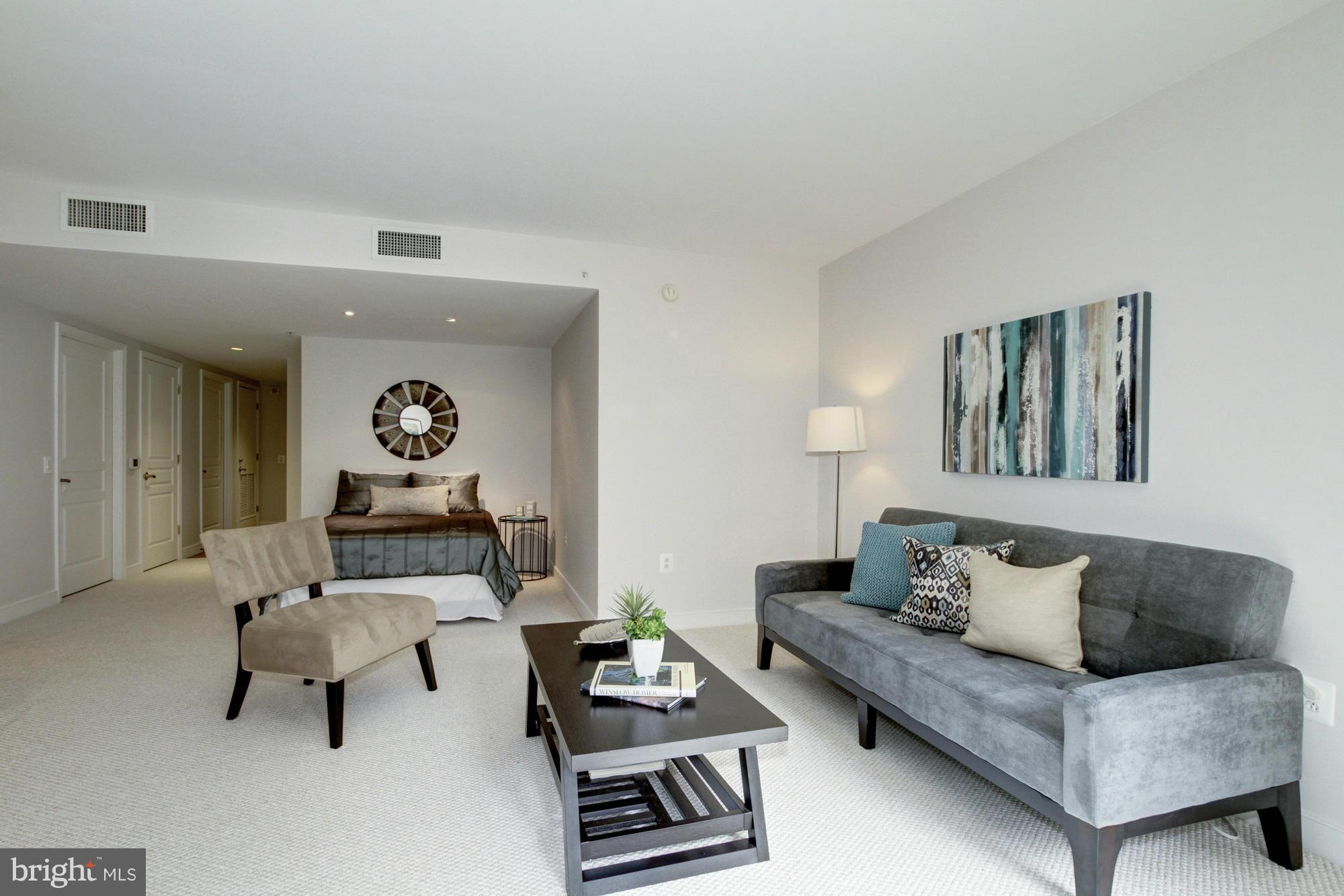 616 E Street Northwest, Unit 304 Washington, DC 20004 - Photo 10 of 28 Living Room