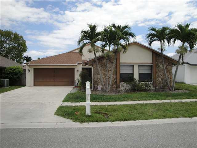 21050 Windemere Lane Boca Raton, FL 33428 - Photo 1 of 4 Exterior Front