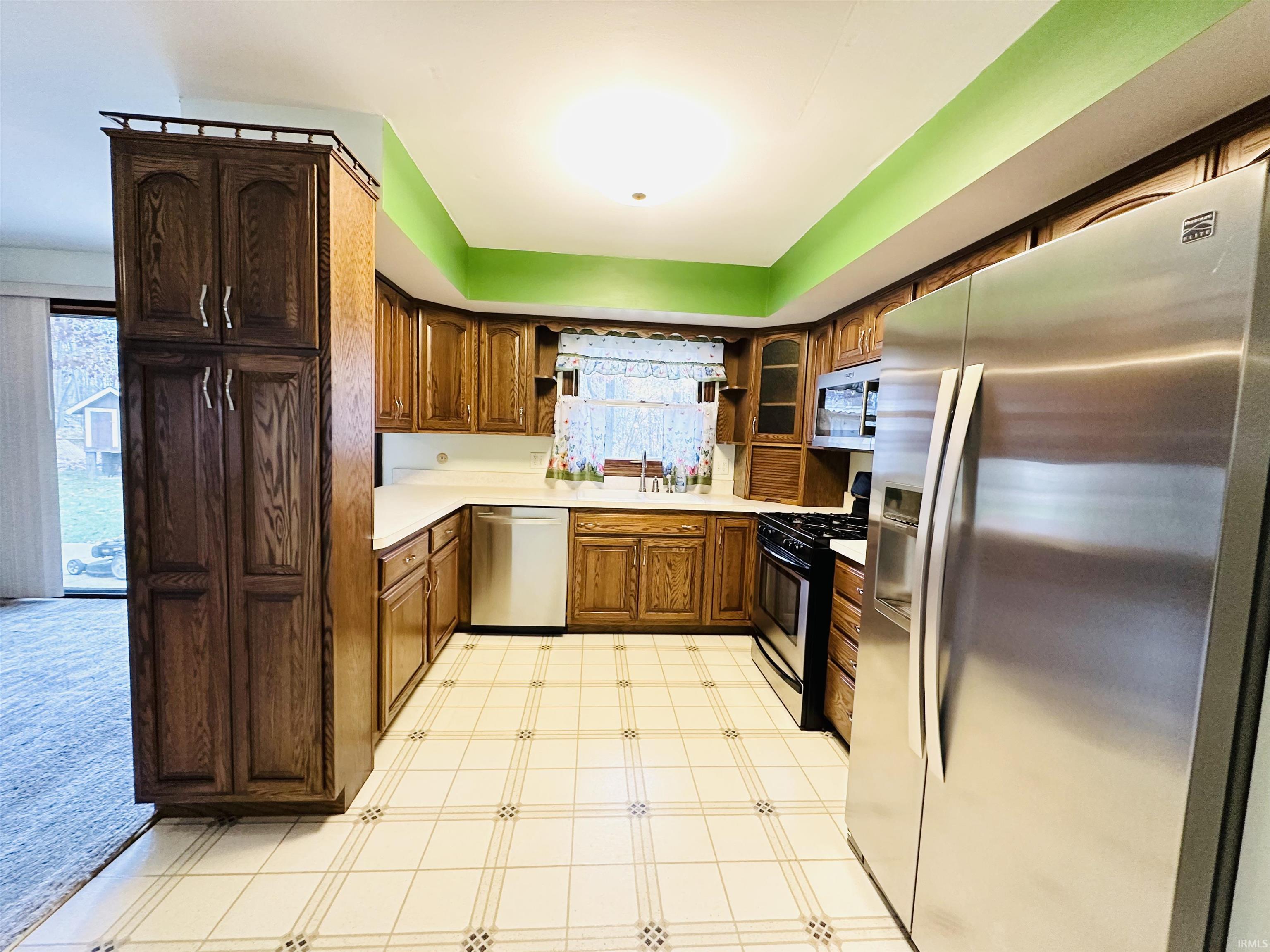 56322 Riviera Street South Bend, IN 46619 - Photo 20 of 33 Gallery Image 20