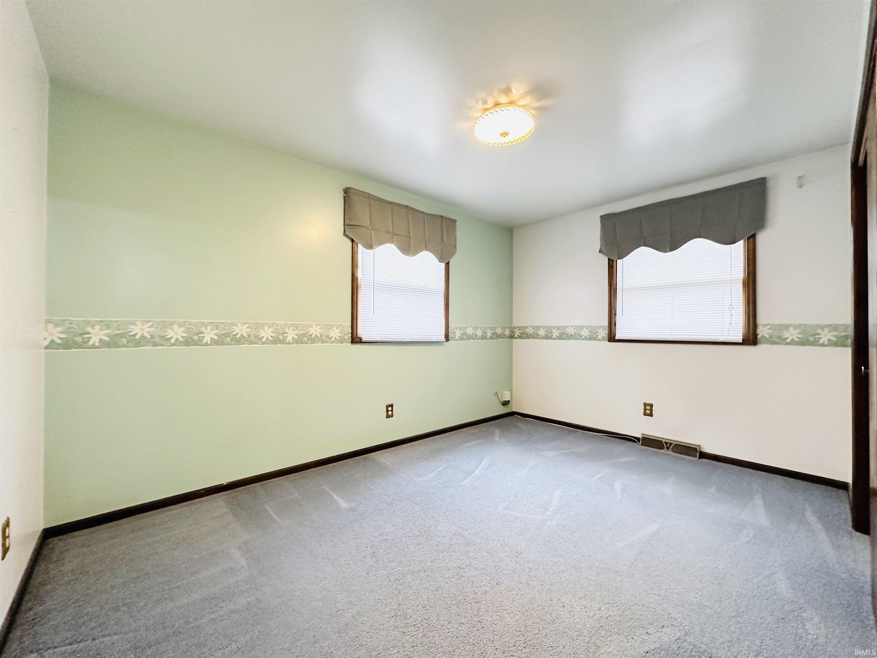 56322 Riviera Street South Bend, IN 46619 - Photo 21 of 33 Gallery Image 21