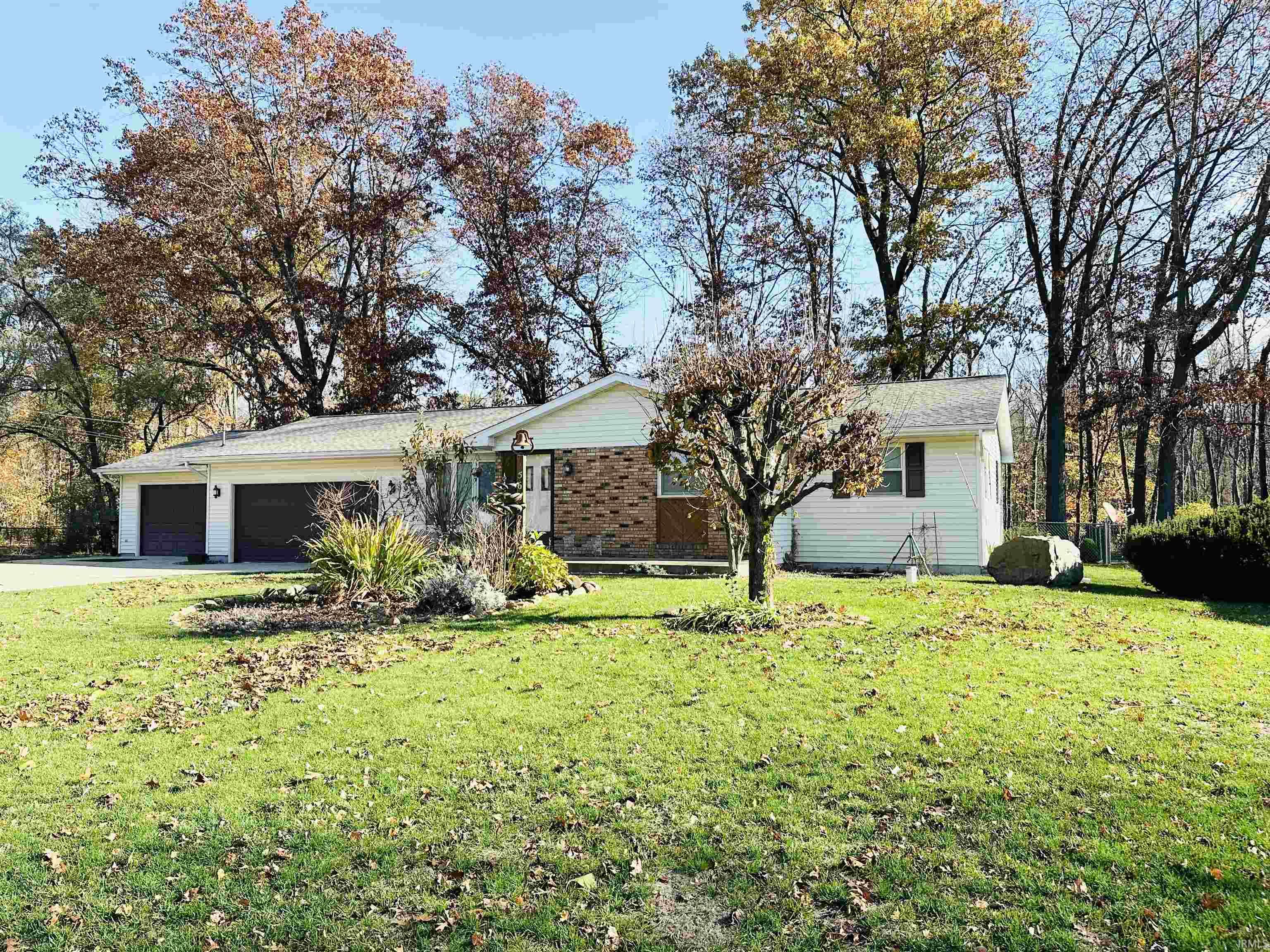 56322 Riviera Street South Bend, IN 46619 - Photo 3 of 33 Gallery Image 3