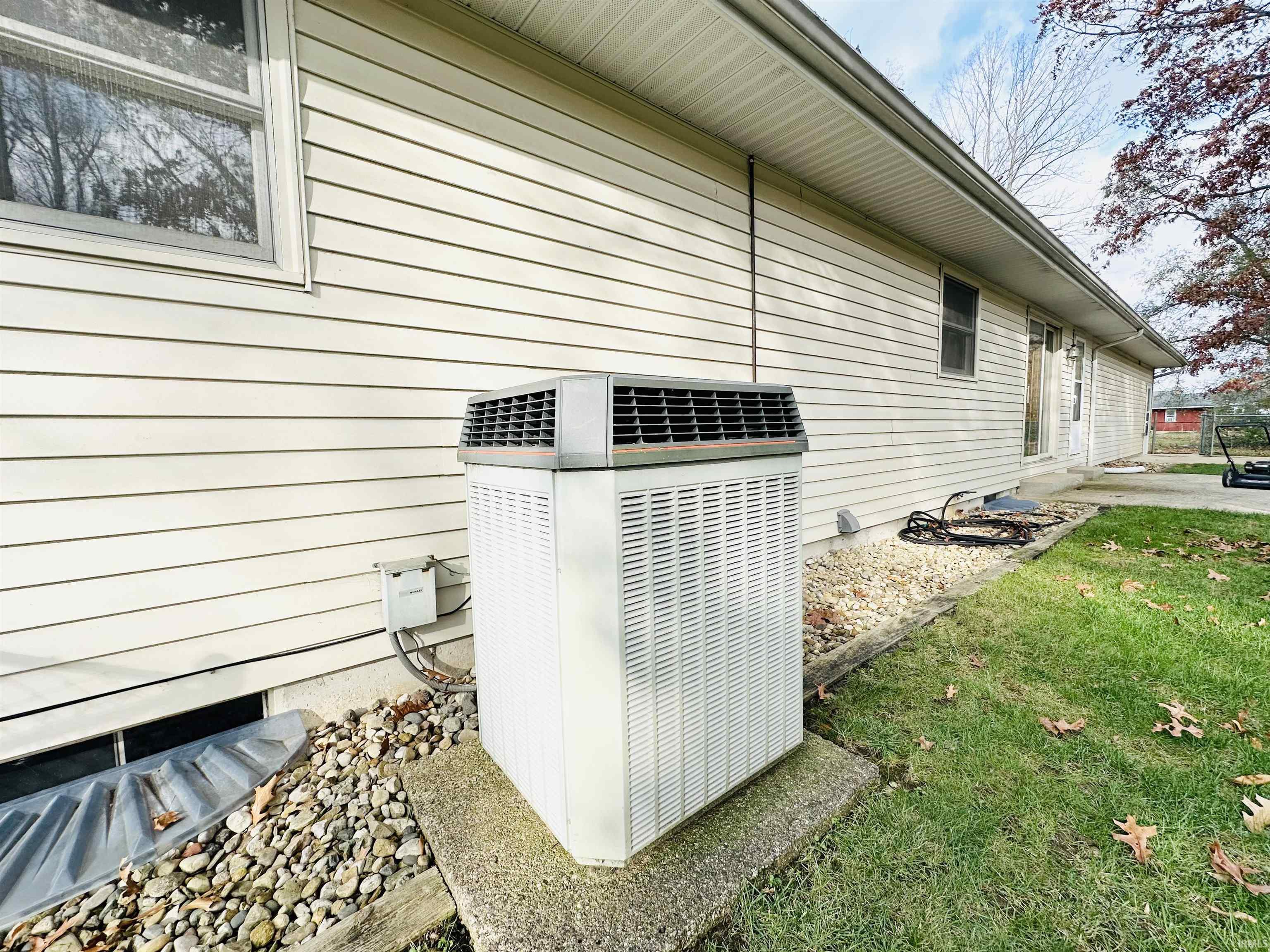 56322 Riviera Street South Bend, IN 46619 - Photo 9 of 33 Gallery Image 9