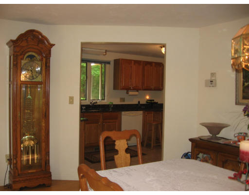 1014 Edgell Road Framingham, MA 01701 - Photo 4 of 13 Gallery Image 4