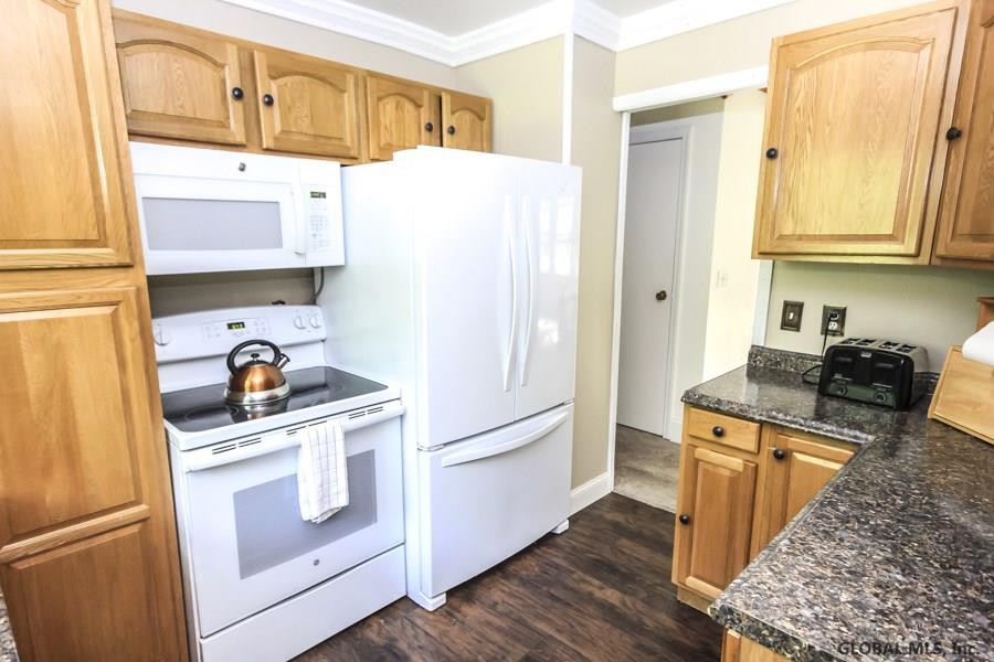 129 Ruggles Road Wilton, NY 12866 - Photo 7 of 24 Photo 7