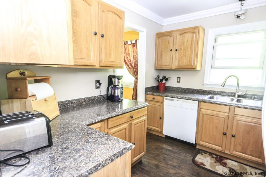 129 Ruggles Road Wilton, NY 12866 - Photo 9 of 24 Photo 9