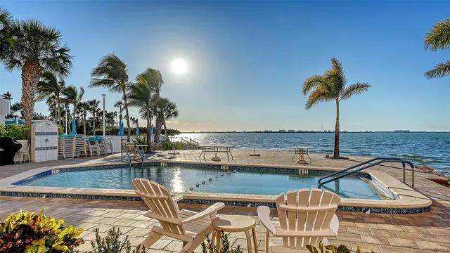 $1,395,000 | 37 Sunset Drive, Unit 44, Sarasota, FL 34236
