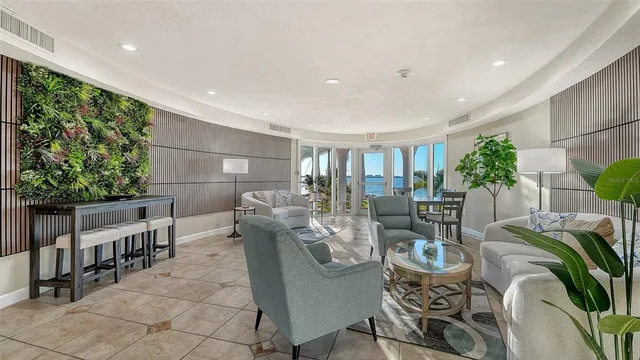$1,395,000 | 37 Sunset Drive, Unit 44, Sarasota, FL 34236
