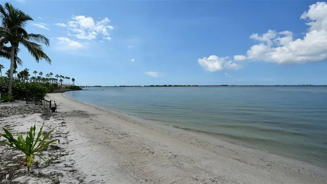 $1,395,000 | 37 Sunset Drive, Unit 44, Sarasota, FL 34236