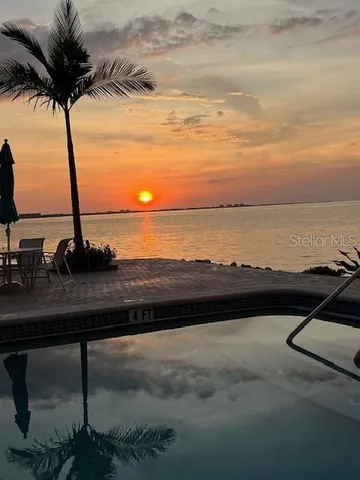 $1,395,000 | 37 Sunset Drive, Unit 44, Sarasota, FL 34236