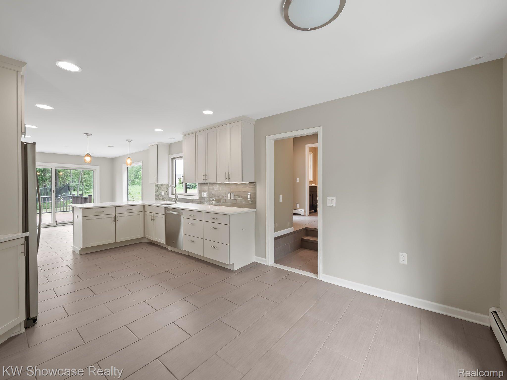 450 Lone Tree Road Highland, MI 48357 - Photo 24 of 56 Gallery Image 24