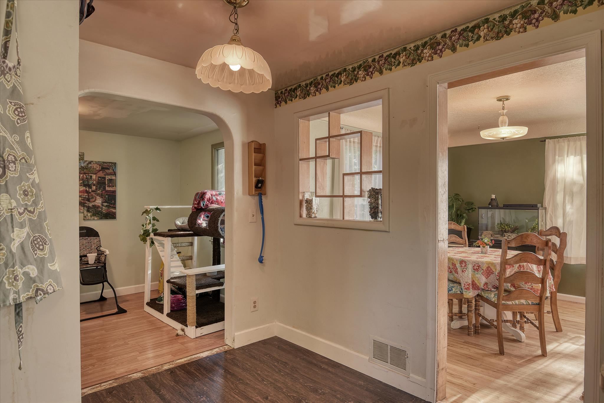 1104 North Wilbur Road Spokane Valley, WA 99206 - Photo 11 of 30 Gallery Image 11