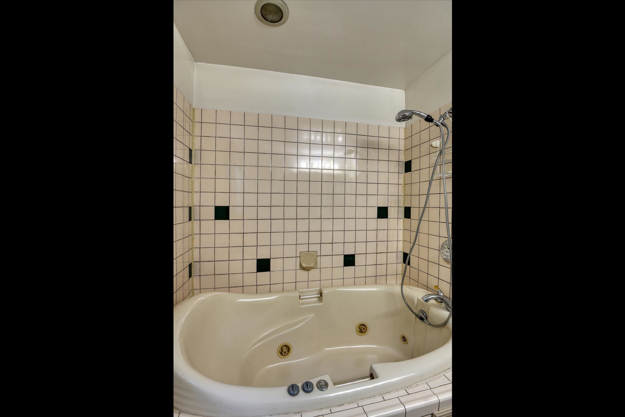 1104 North Wilbur Road Spokane Valley, WA 99206 - Photo 18 of 30 Gallery Image 18