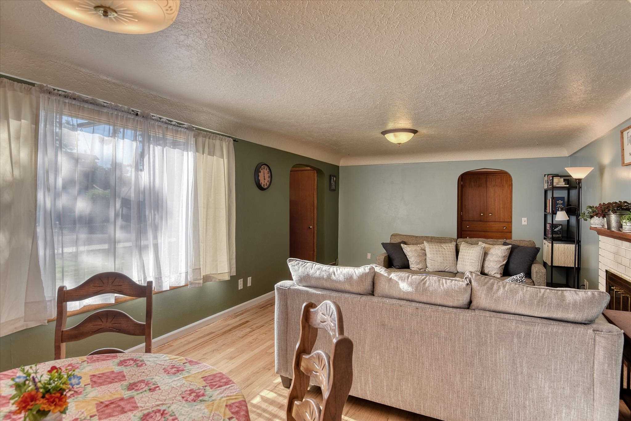 1104 North Wilbur Road Spokane Valley, WA 99206 - Photo 7 of 30 Gallery Image 7