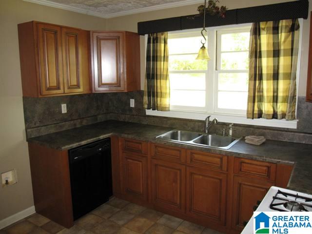 5895 Stockdale Road Talladega, AL 35160 - Photo 4 of 28