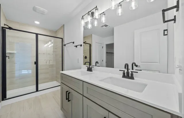 $343,990 | 532 Tailwind Drive, Kyle, TX 78640