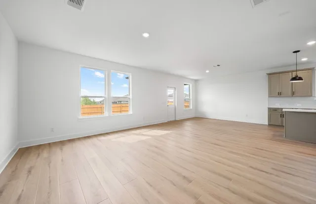 $343,990 | 532 Tailwind Drive, Kyle, TX 78640