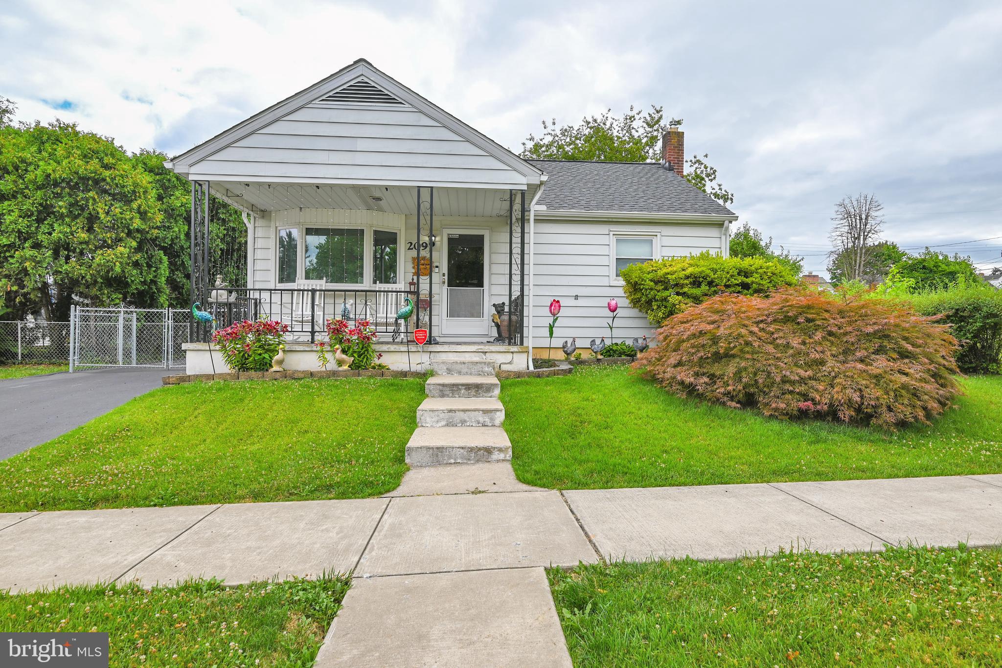 209 Pinehurst Road York, PA 17402 - Photo 1 of 36 Gallery Image 1