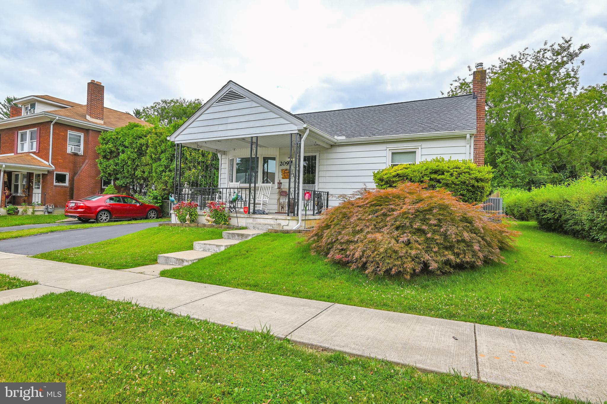209 Pinehurst Road York, PA 17402 - Photo 3 of 36 Gallery Image 3