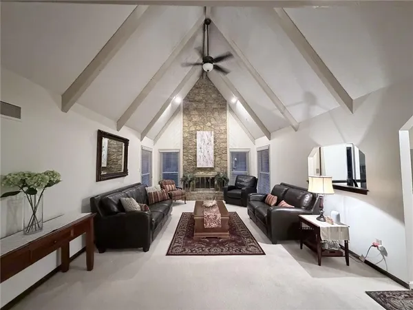 $335,000 | 400 Northeast Dogwood Lane, Lee's Summit, MO 64086