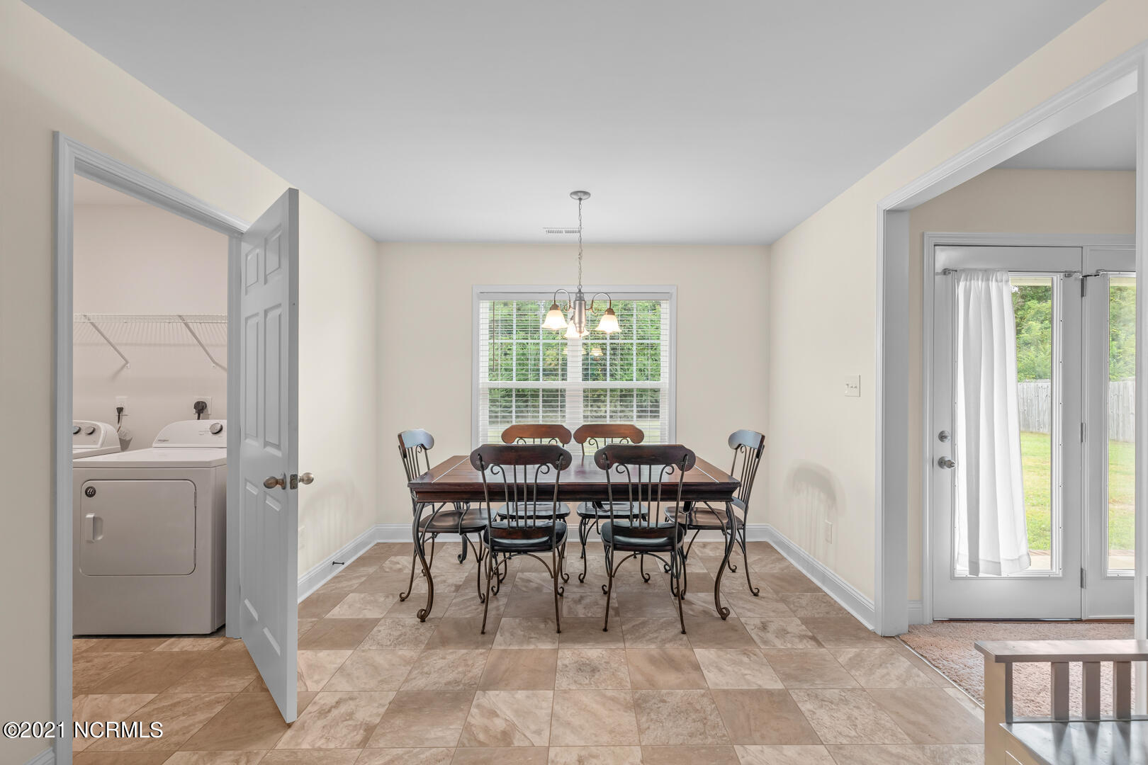 643 Old 30 Road Jacksonville, NC 28546 - Photo 14 of 34 14