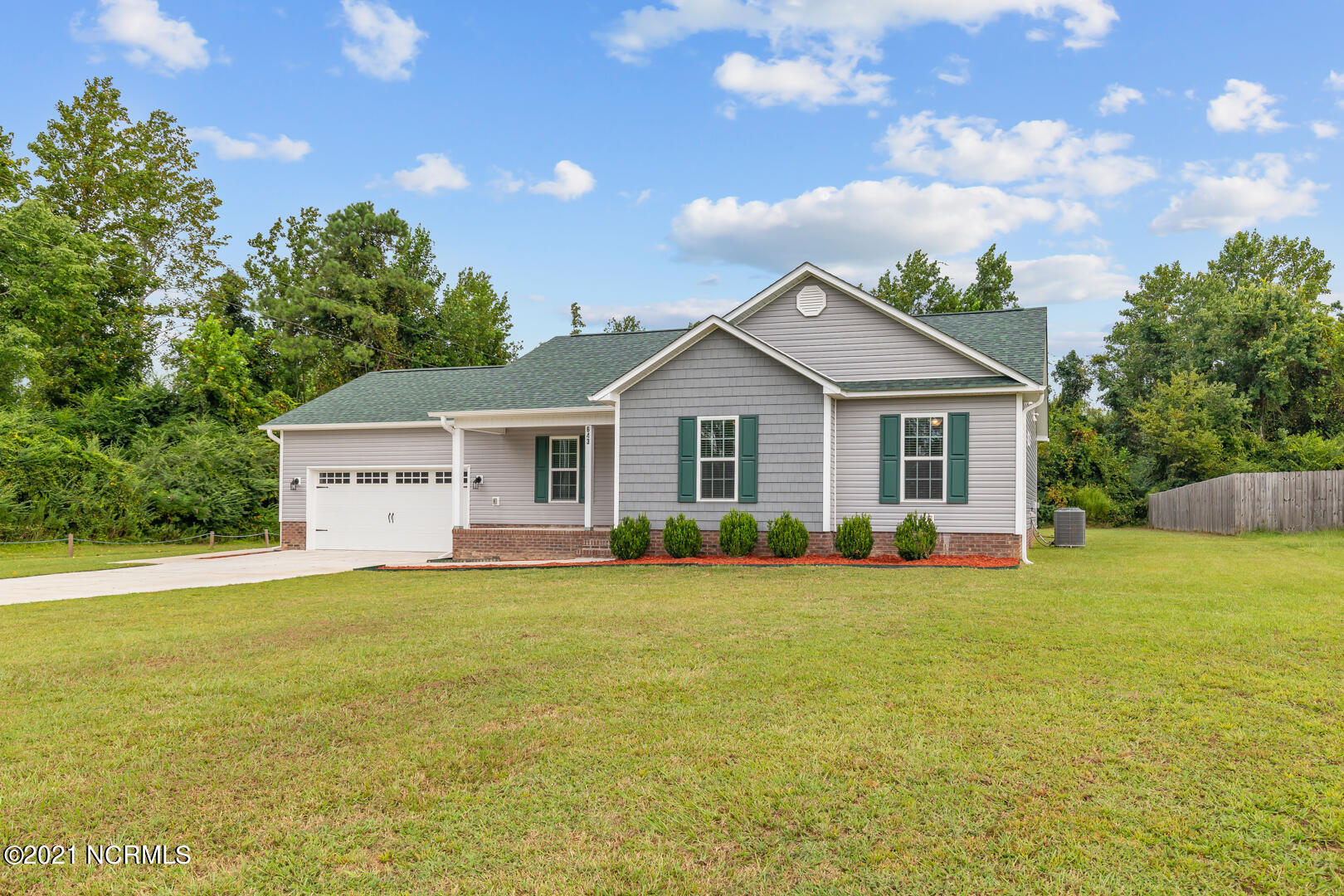 643 Old 30 Road Jacksonville, NC 28546 - Photo 2 of 34 2