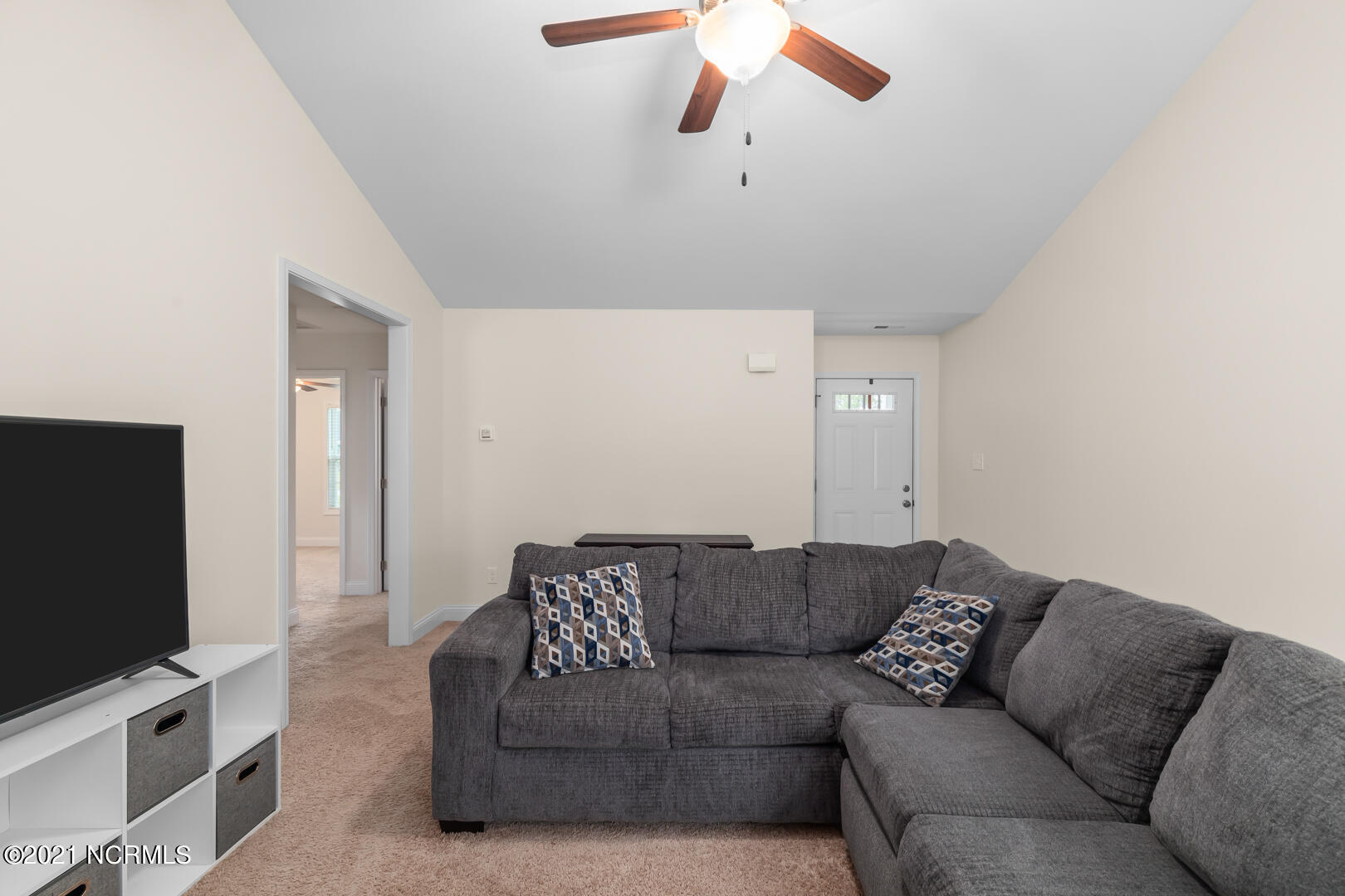 643 Old 30 Road Jacksonville, NC 28546 - Photo 5 of 34 5