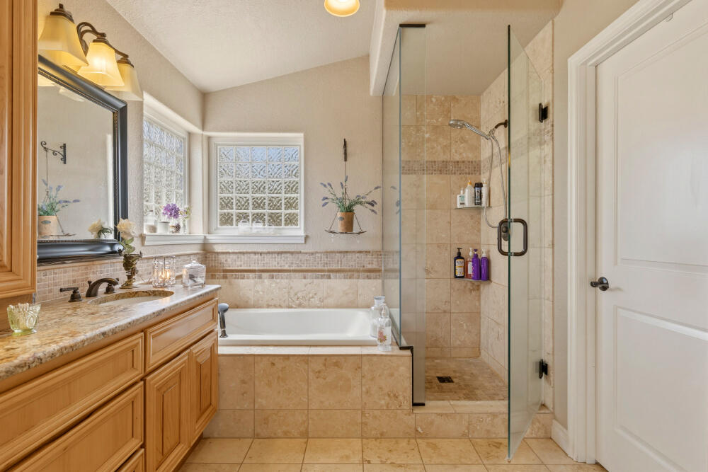 10704 Kestrel Road Klamath Falls, OR 97601 - Photo 28 of 57 Gallery Image 28
