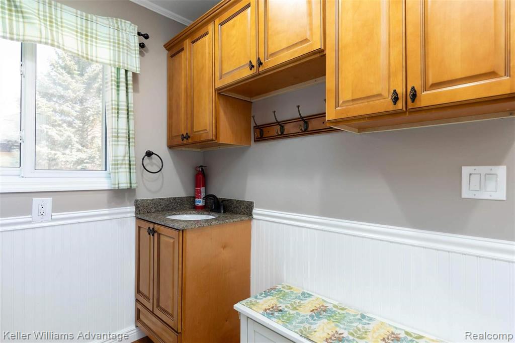 24296 Roma Ridge Drive Novi, MI 48374 - Photo 16 of 50