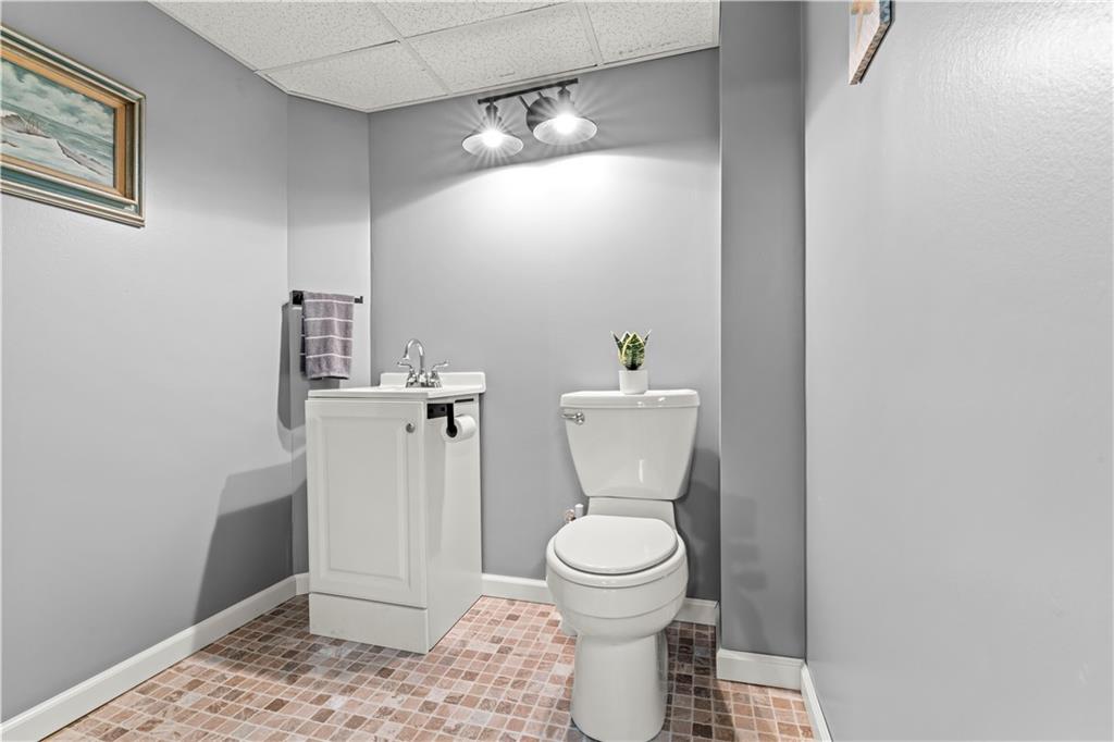 2654 West Hardies Road Gibsonia, PA 15044 - Photo 18 of 33 Gallery Image 18