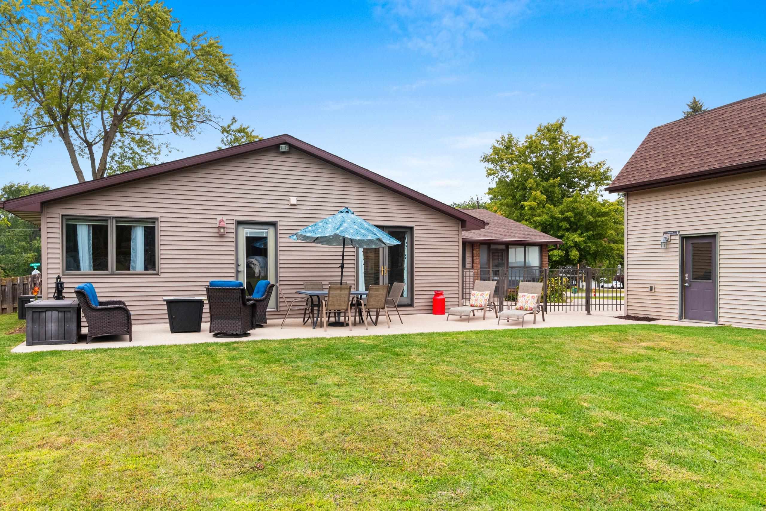 2439 West Point Road Green Bay, WI 54304 - Photo 12 of 79