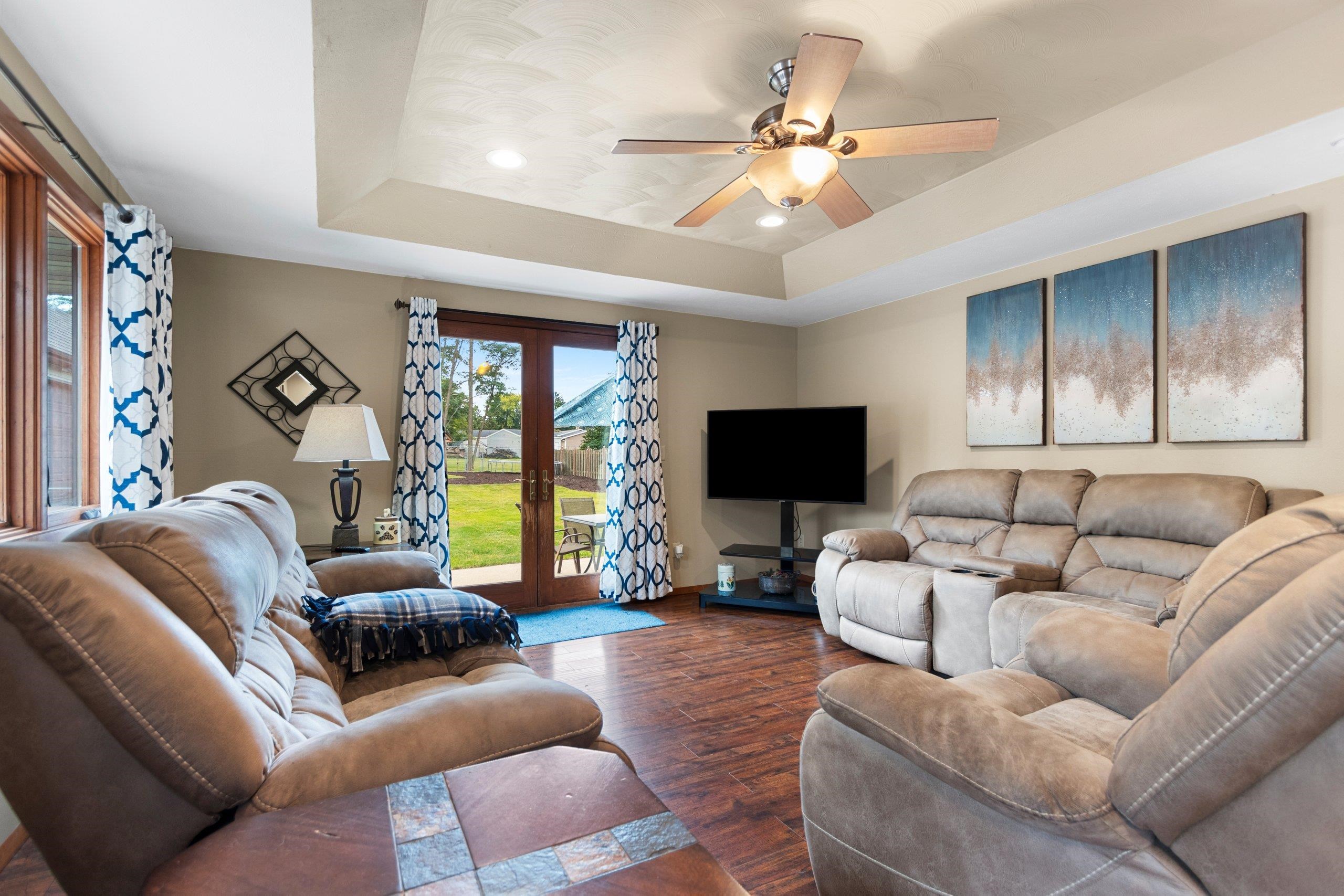 2439 West Point Road Green Bay, WI 54304 - Photo 14 of 79